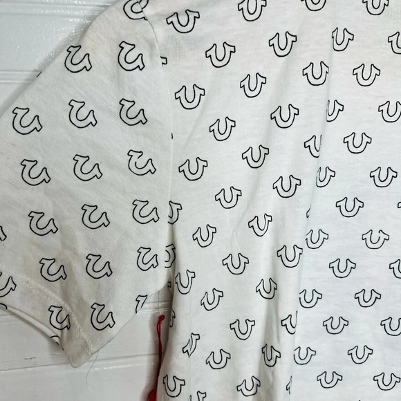 True Religion Boys Monogram Logo T-Shirt White Size L Graphic Print - Picture 5 of 13